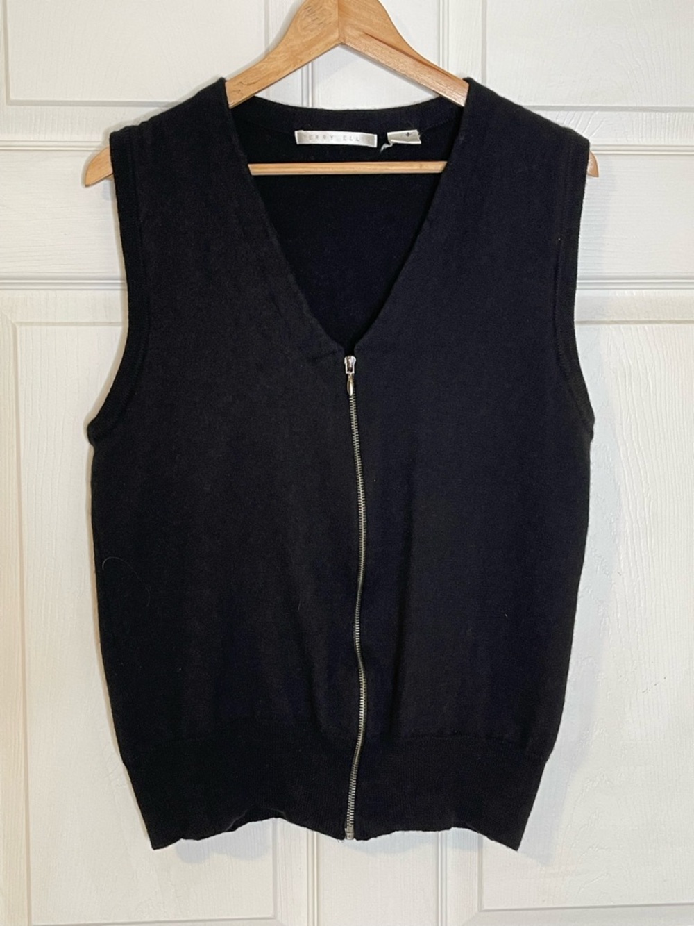 Perry Ellis Black Sleeveless Zip Front Vest Merino Wool